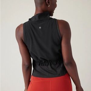 Black Sleeveless Venture Out Women's Top